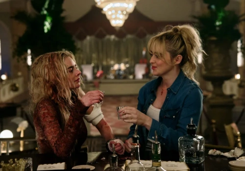 „Zabawa w pochowanego 2” – zobaczcie fragment filmu z Samarą Weaving