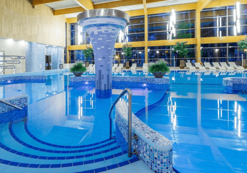 Wypoczynek w litewskim uzdrowisku 🌲 Zabiegi lecznicze i baseny w cenie 💆‍♀️