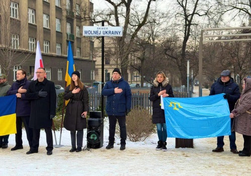 Kraków. Wiec solidarności z Ukrainą w 4. rocznicę agresji Rosji