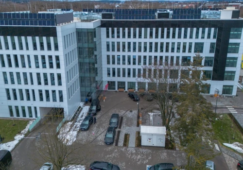 Kosztował ponad 86 milionów złotych. Nowy biurowiec w Ciechanowie oficjalnie otwarty
