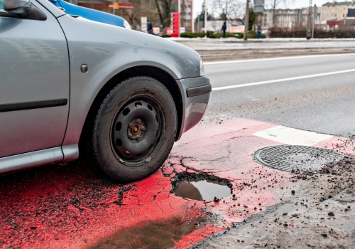 Dziury po zimie. Szybka reakcja czy prowizorka