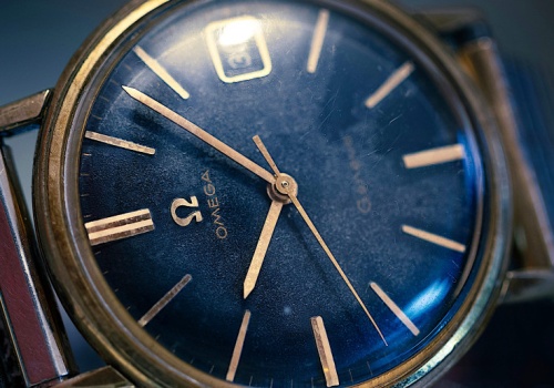 Zegarek vintage jak używany samochód. Tych błędów nigdy nie popełniaj przy zakupie oldtimera