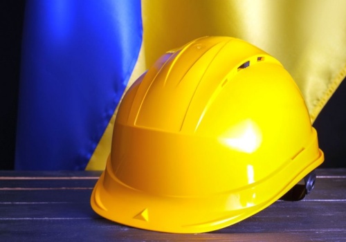 Królowie zasiłków w Polsce to... Polacy. Od Ukraińców mogliby się uczyć pracowitości