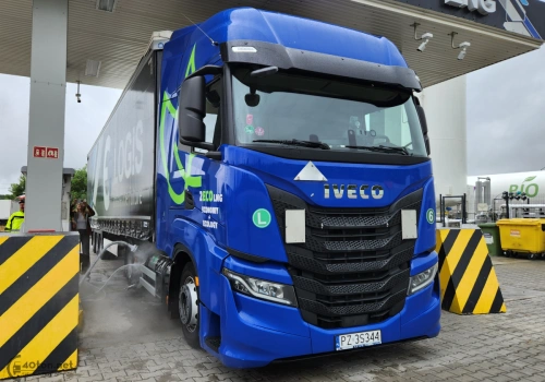 Ciężarówki na gaz równie ekologiczne, co elektryki – niemiecki raport o Bio-LNG