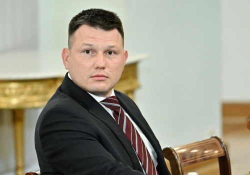 Archiwalne zdjęcie Mentzena podbija sieć! Nie uwierzysz, że to on. 