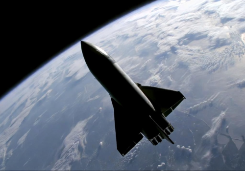 Co naprawdę robi tajemniczy wahadłowiec Shenlong na orbicie?