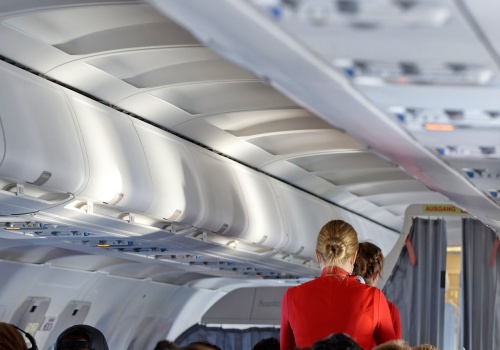 Stewardesy i piloci pod alkomatem?!