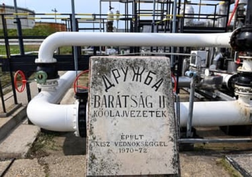 Węgry i Słowacja budzą się z ręką w nocniku i blokują sankcje. Pretekst: zakręcony rosyjski kurek