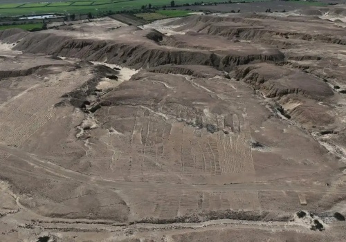 Sensacyjne odkrycia w peruwiańskiej dolinie. Rozległy kompleks świątynny i rysunki widoczne z nieba