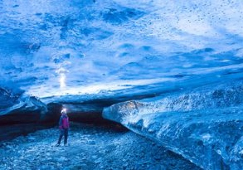 Pradawna bakteria kryła się w lodowej jaskini. Jest odporna na wiele antybiotyków