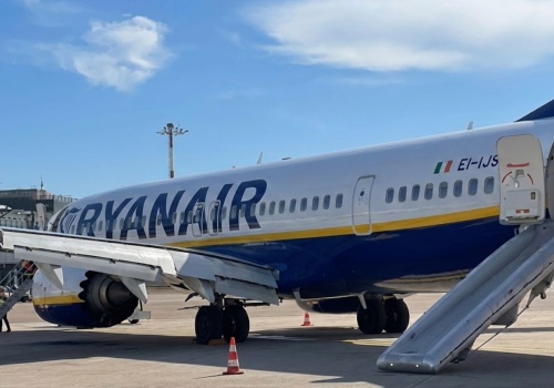 Ewakuacja w Ryanairze. Na pokładzie eksplodował telefon pasażera!