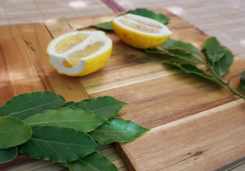 Zostawiłam w sypialni cytrynę z liśćmi laurowymi. Rano sobie podziękowałam