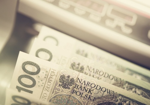 ZUS daje 8400 zł na wniosek. Zgłoszenie mogą wysłać tylko bezrobotni