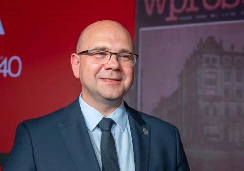 Lex szarlatan coraz bliżej. „Chcemy, żeby to weszło jak najszybciej”