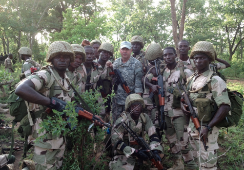 Stany Zjednoczone wysyłają żołnierzy do Nigerii