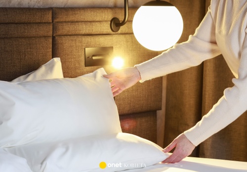 Czy wyjeżdżając z hotelu, należy zdjąć poszewki? 