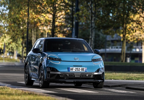 Nowe, elektryczne rozdanie w segmencie B. Znamy pełny polski cennik Nissana Micra szóstej generacji