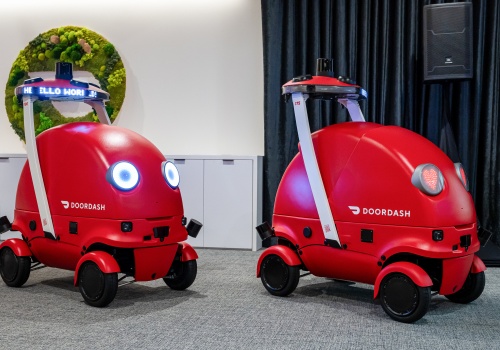 Dlaczego roboty mają wielkie oczy? Jest ważny powód