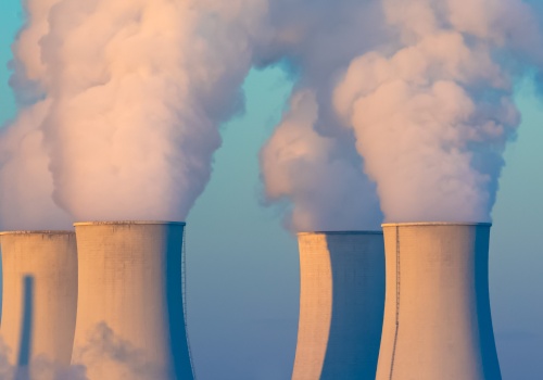 Spółka Orlenu i Synthosu ma umowę na zaprojektowanie małego atomu dla Polski