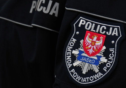 „Udusiłem partnerkę” - makabryczne zgłoszenie odebrał operator numeru 112