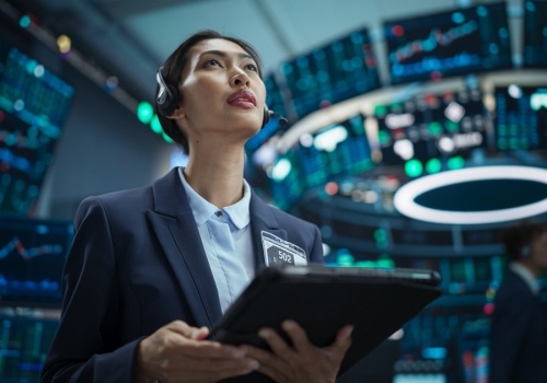 Bezpieczny start na giełdzie. Jak wybrać brokera i nie przepłacać na prowizjach