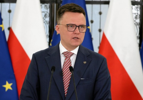 Hołownia oburzony na artykuł o swojej żonie. 