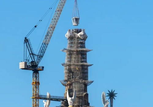 Największy kościół świata z maksymalną wysokością. Konflikt o dalszy ciąg