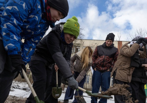 Zaczęła się budowa basenu w Brzeźnie. „To sukces lokalnej społeczności”