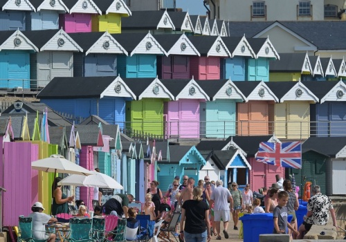 Gdzie zamieszkać na emeryturze? To miasteczko oferuje nadmorskie widoki, a domy kuszą cenami