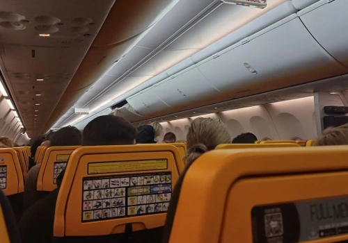 Wykupił wszystkie zdrapki w samolocie Ryanaira. Co wyszło z tego eksperymentu?