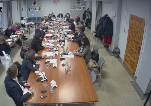 Oddział neurologiczny wróci dopiero w czerwcu? Starosta zapowiada na sesji