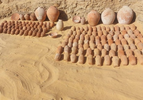 Odkryli grobowce z czasów Starego Państwa. W środku pełno skarbów