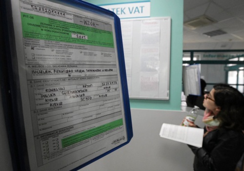 Jedno oświadczenie i nawet 300 zł ekstra co miesiąc. Tak zwiększysz pensję bez podwyżki