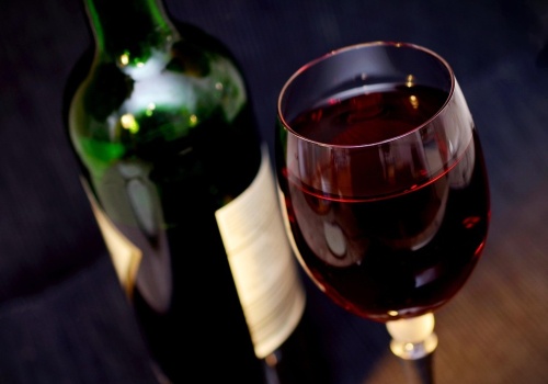 Radni Koronowa zdecydowali ws. nocnej prohibicji. 55 proc. mieszkańców miało inne zdanie