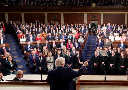 Orędzie Donalda Trumpa o stanie państwa. Porównaliśmy słowa prezydenta USA z rzeczywistymi danymi
