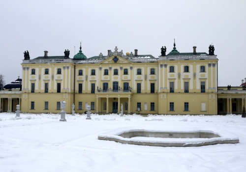 Wersal Północy jest w Polsce. To nie jest zwykły zabytek. Do zwiedzania 10 hektarów
