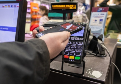 System dopiero ruszył, a już znaleźli luki. Straty idą w tysiące