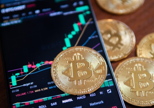 Luty był fatalnym miesiącem dla walut wirtualnych