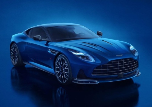 Aston Martin tnie etaty i hamuje inwestycje. W tle amerykańskie cła i Chiny