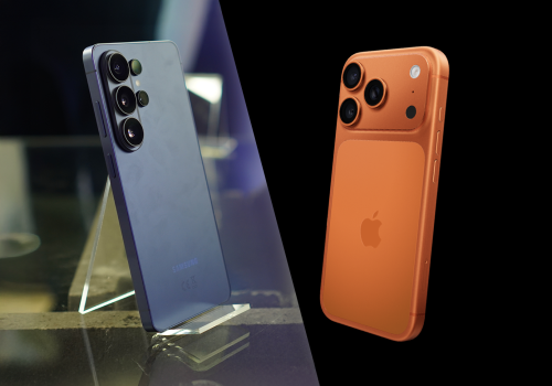 Galaxy S26 Ultra kontra iPhone 17 Pro Max. Wybieramy najlepszego flagowca