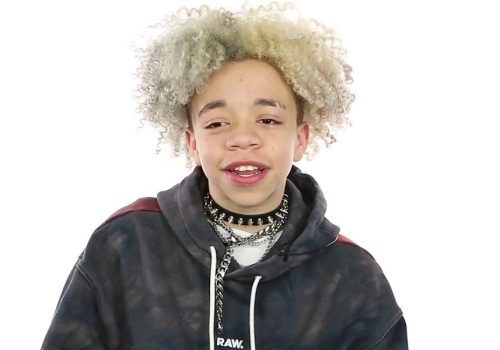 21-letni syn T.I. dissuje 50 Centa