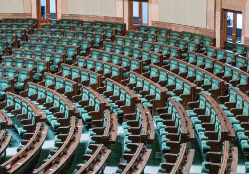 Minister rolnictwa obronił się na komisji. Wniosek PiS upadł jednym głosem