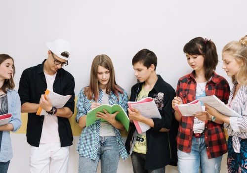 O wydatkach szkoły zdecydują… uczniowie. Nietypowy projekt w powiecie puckim