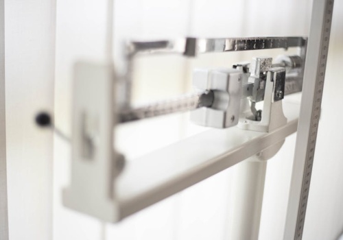 Refundacja leków na otyłość wciąż niedostępna. MZ przedstawia argumenty