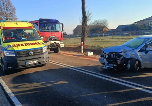 Z ostatniej chwili! Dwie osoby ranne w wypadku. Trwają działania służb