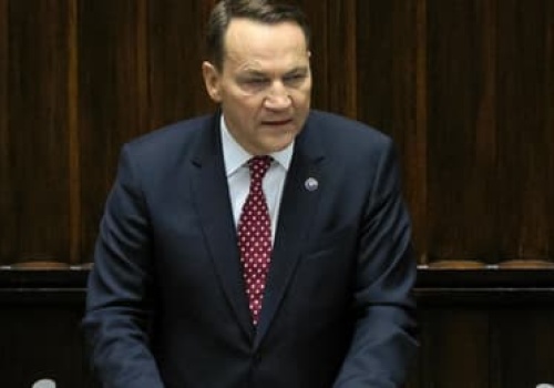 Sikorski w Sejmie o Europie i Ameryce