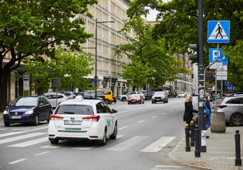 Warszawska ulica zmieni się nie do poznania. Koniec z czterema pasami, będzie zieleń