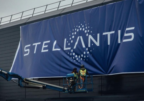 Stellantis notuje miliardowe straty. Odwrót od pełnej elektryfikacji