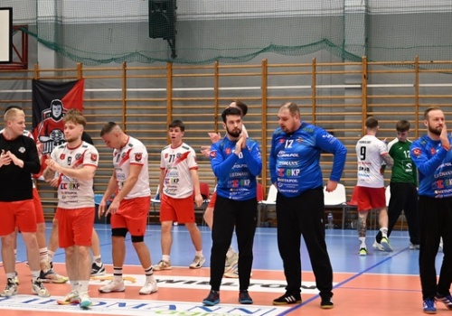 Trudne zadanie MKS-u. Lider na drodze wieluńskich piłkarzy ręcznych