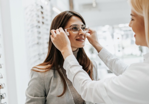 600 zł na okulary lub soczewki. NFZ płaci, ale nie każdy dostanie